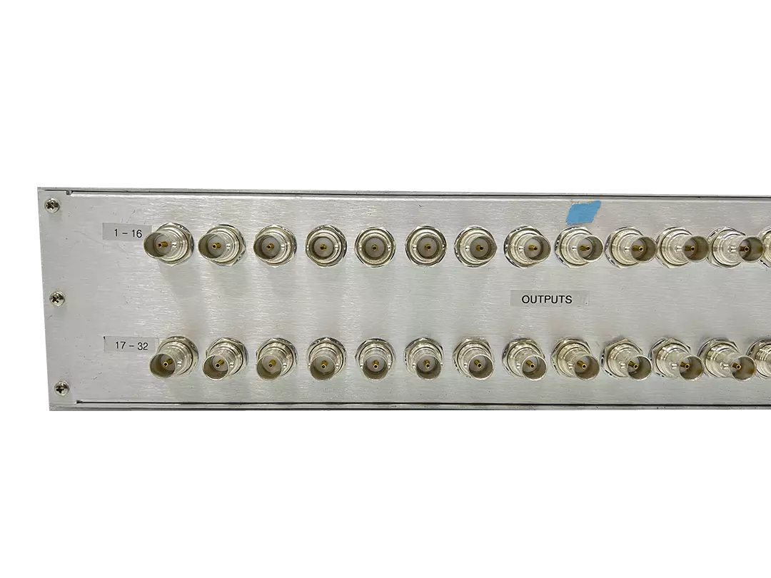 QUINTECH ELECTRONICS LS32 2150 ARC/BNC 32 Way Broadband Splitter 5-1000MHz