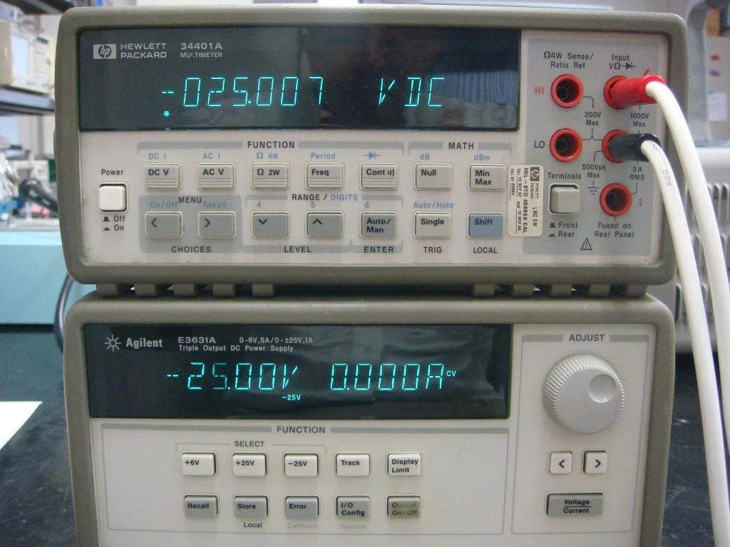 Agilent E3631A Triple Output +-25V 6V Power Supply