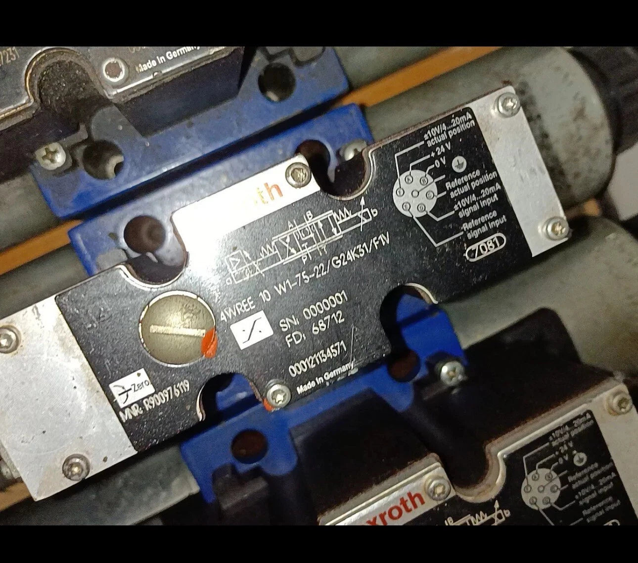 Rexroth 4WREE10W1-75-22/G24K31/F1V R900976119 Valve