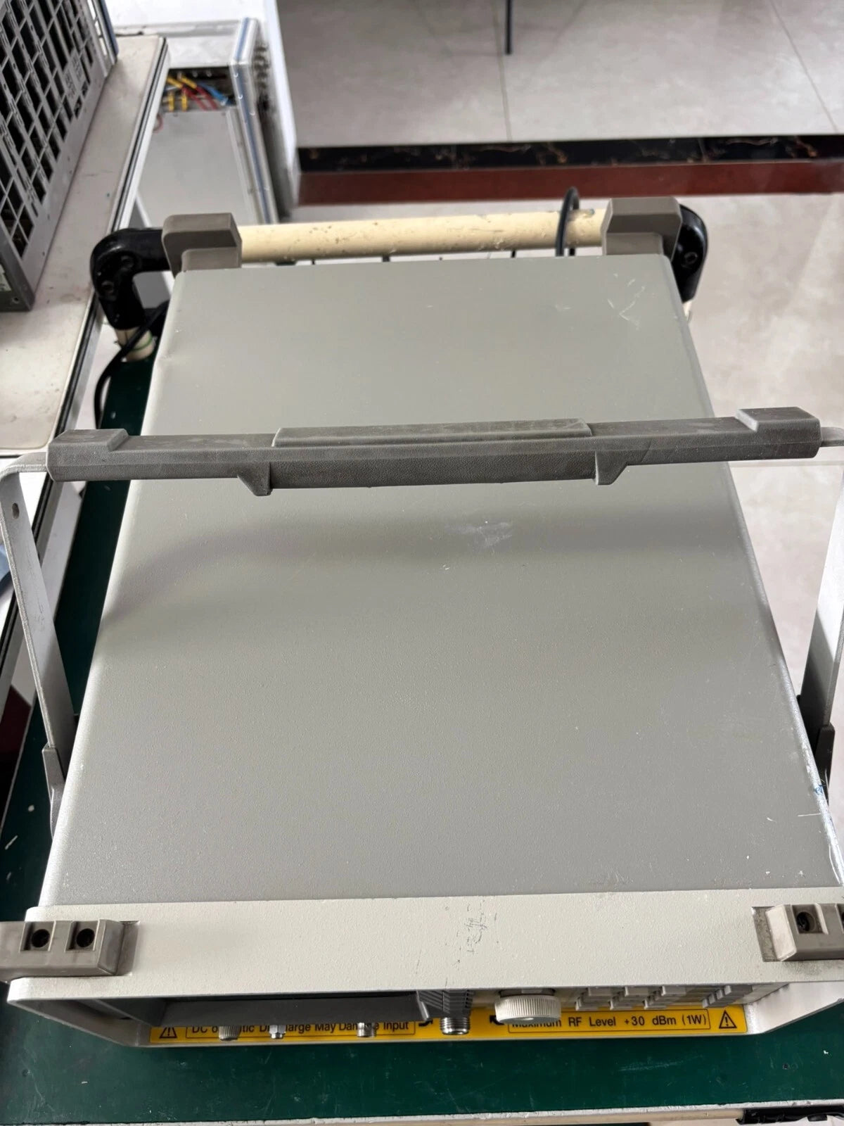 HP Agilent 8560E Spectrum Analyzer 30Hz - 2.9 GHz 30dBm