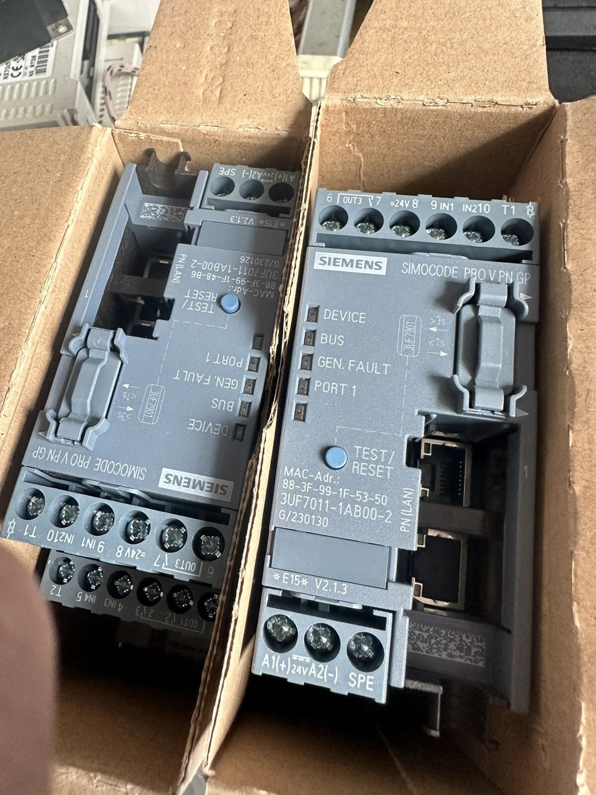 SIMOCODE Pro V/PROFINET DC2 3UF7011-1AB00-2