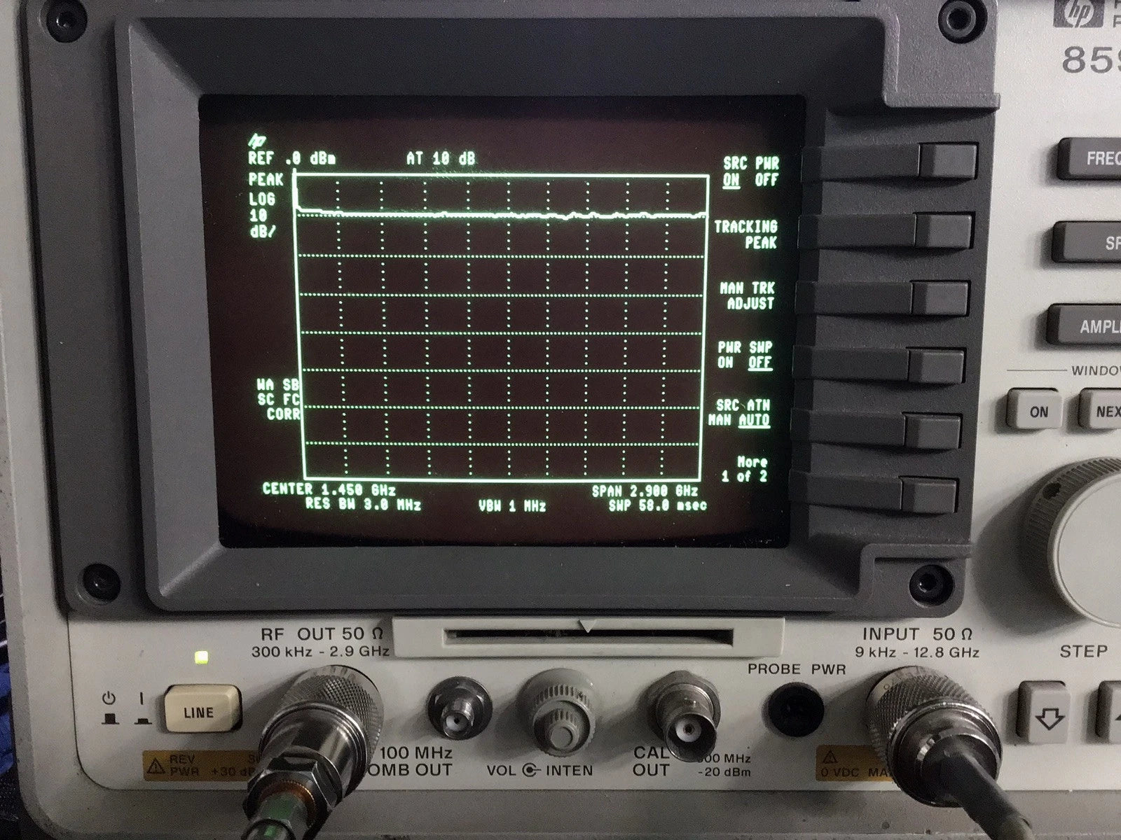 HP Agilent 8596E Spectrum Analyzer 12 kHz-12.8 GHz with Tracking Generator