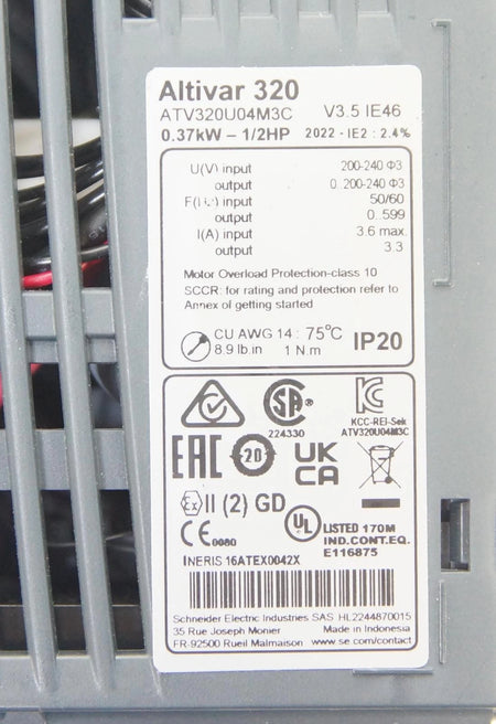 SCHNEIDER Altivar 320 ATV320U04M3C 0.37kW Machine
