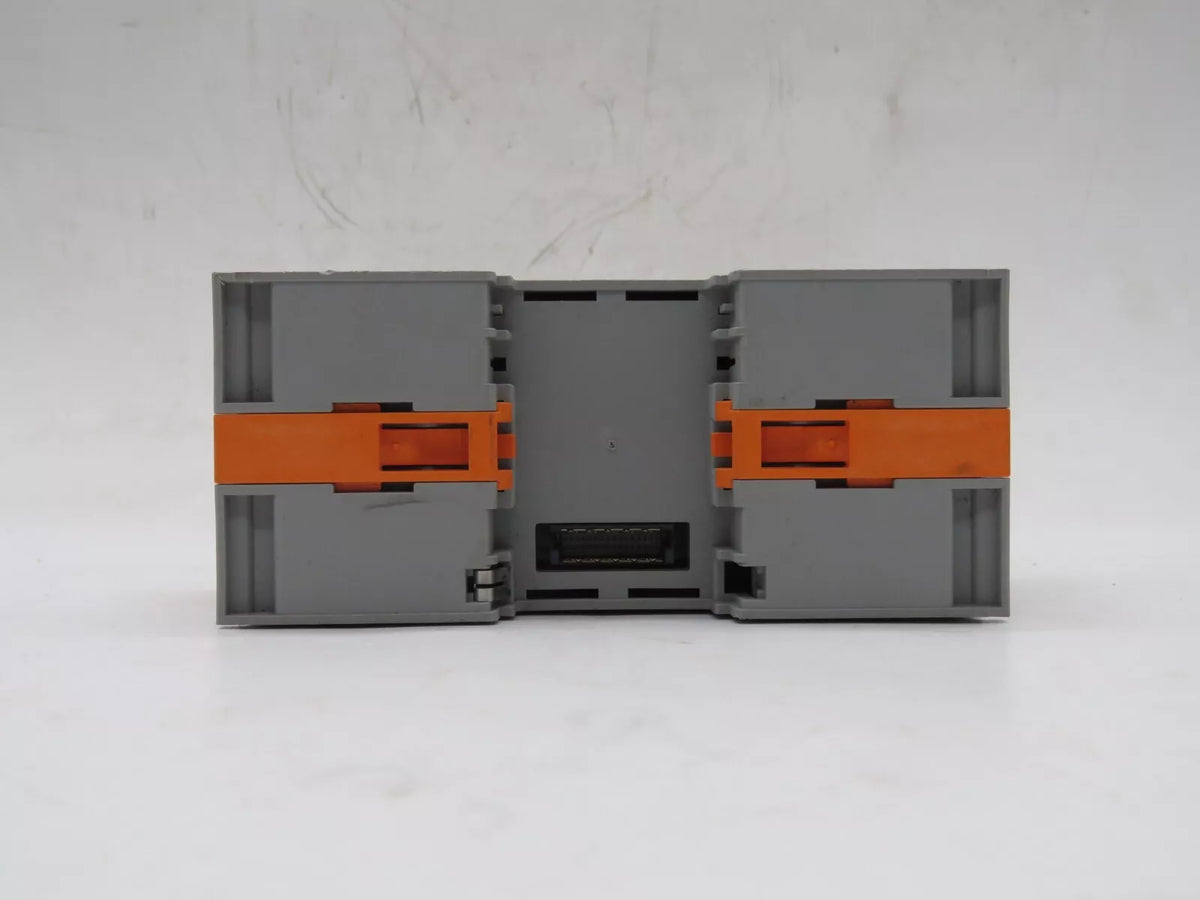 PHOENIX CONTACT AXL F DO16/3 XC 2F Axioline F Digital Output Order No. 2701228