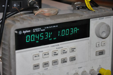 Anainstr Digital Multimeter with LCD Screen and Auto-Ranging Function