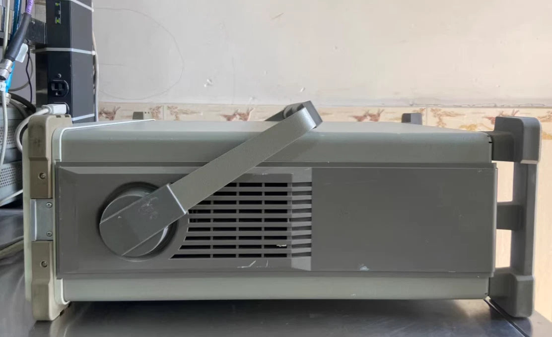 1pcs HP Agilent 8561E Spectrum Analyzer 20 Hz-6.5 Ghz