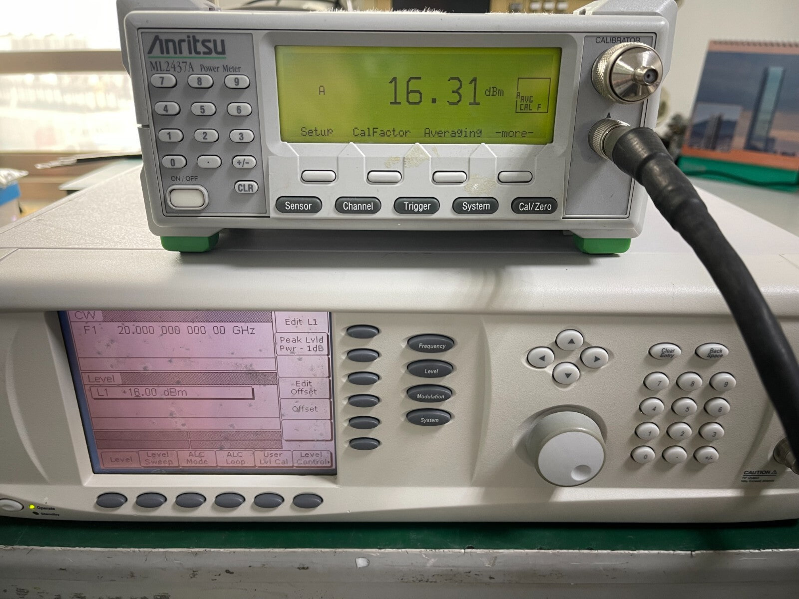 Anritsu MG3694C Signal Generator 2GHz to 40GHz _1807