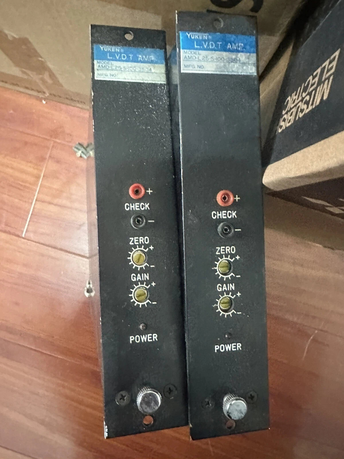 Amada Yuken L V D T Amplifier AMD L25-S-100-3504