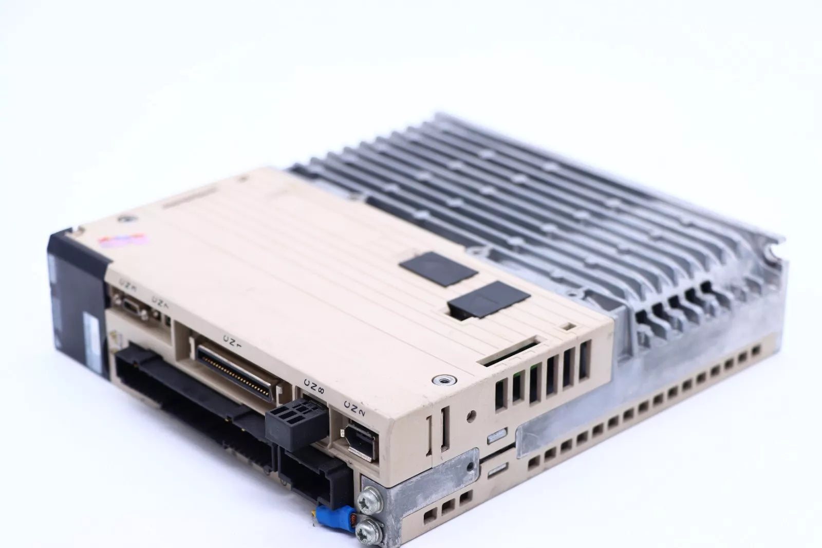 Yaskawa SGDV-2R8A01A002000 Sigma-V Series Servo Drive