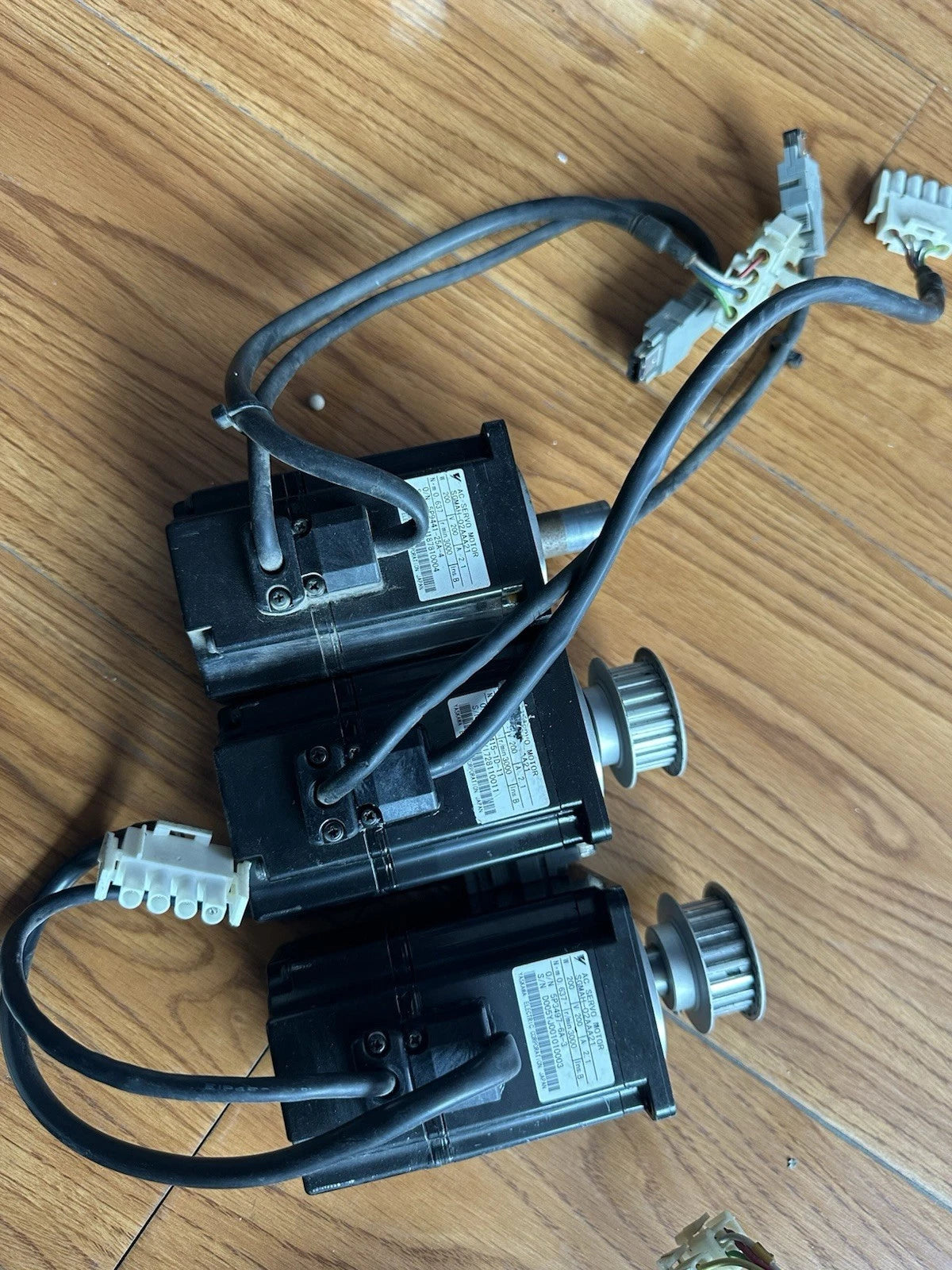 SGMAH-02AAA21 Servo Motor: High-Performance 200W Rotary Motor