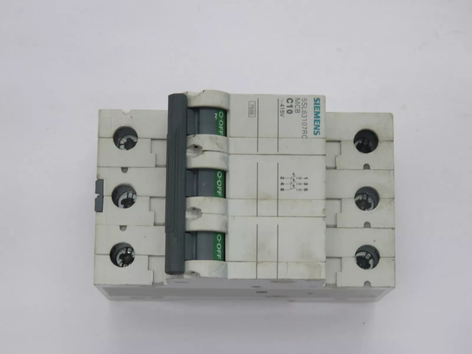 SIEMENS 5SL63107RC MCB Circuit Breaker 3A 3 Pole 7.5 kA, C-Curve