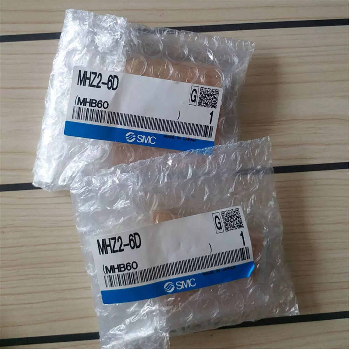 One New SMC MHZ2-6D MHZ26D Cylinder with Expedited Shipping