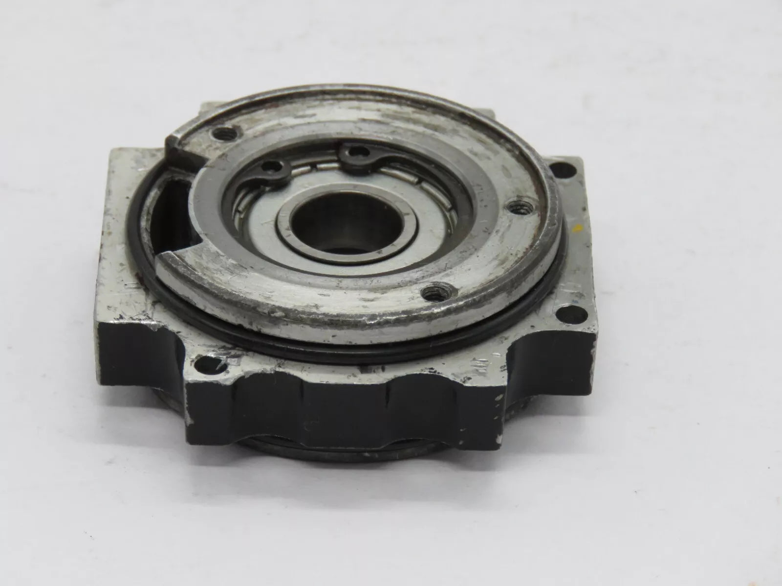 Allen Bradley VPL-B0632F-PK14AA Servo Motor Casing