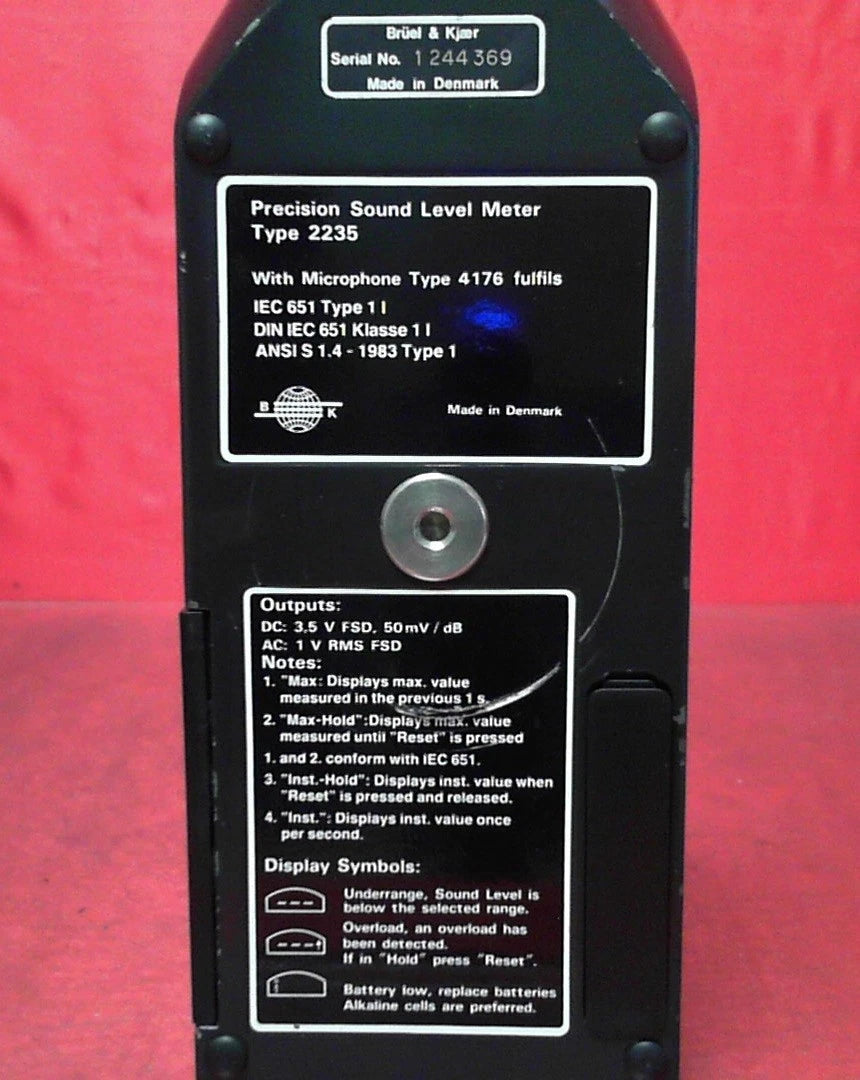 Bruel & Kjaer 2235 1244369 Sound Level Meter Kit