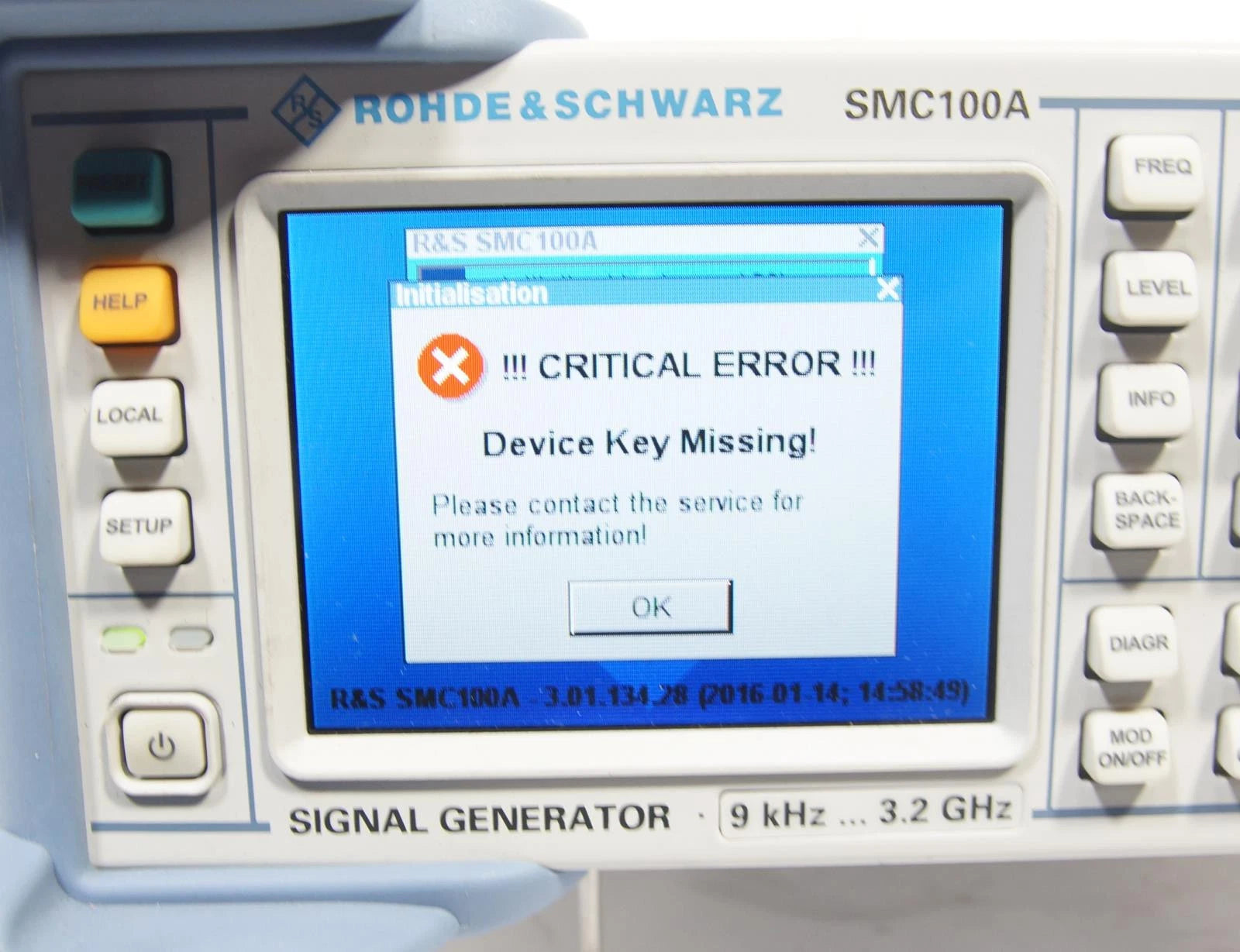Rohde & Schwarz SMC100A 9 KHz - 3.2 GHz Signal Generator