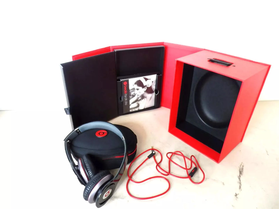 Beats by Dr. Dre Studio 2.0 Wireless Headphones