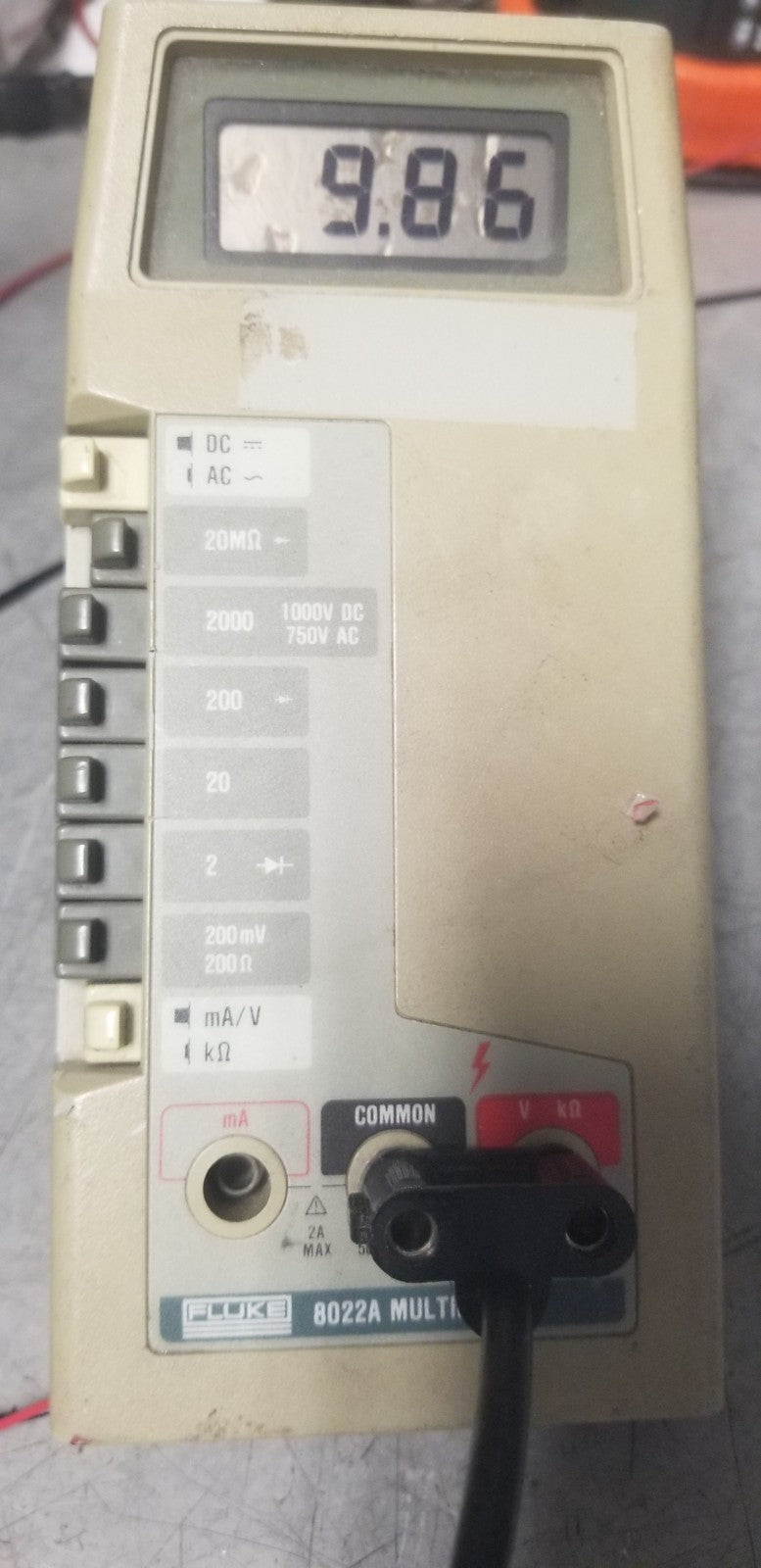 Fluke 8022A Multimeter