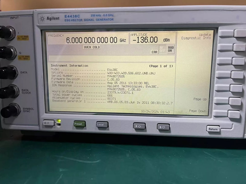 Agilent E4438C 250 KHz - 6 GHz ESG Vector Signal Generator w/ Options 506 602