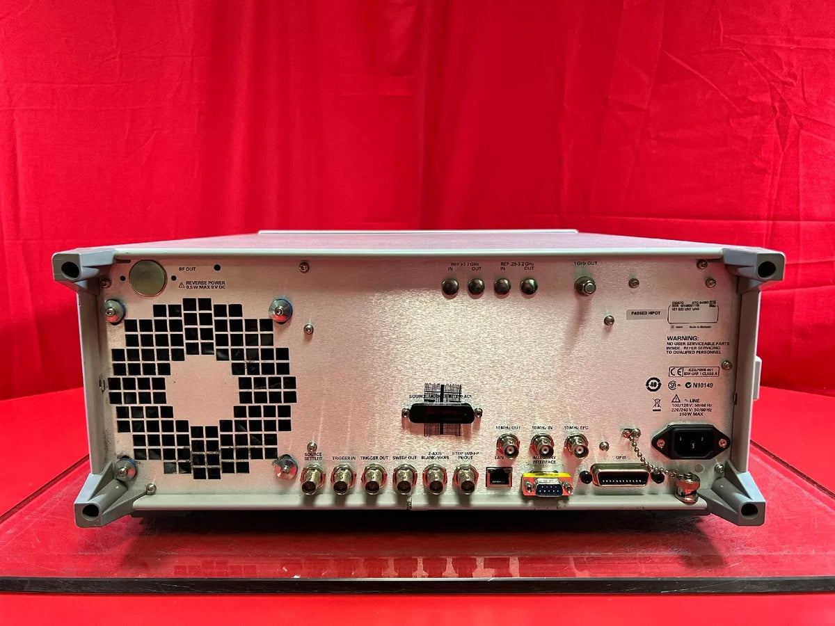 Agilent/Keysight E8257D PSG Analog Signal Generator, 250 kHz to 31.8 GHz
