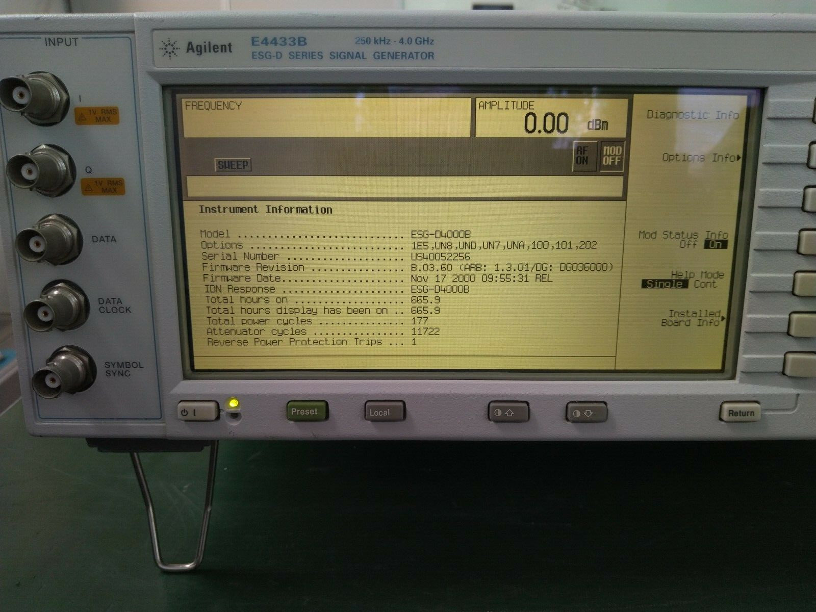 Agilent E4433B ESG Vector Signal Generator 250kHz-4GHz _2256 - XG eqpt