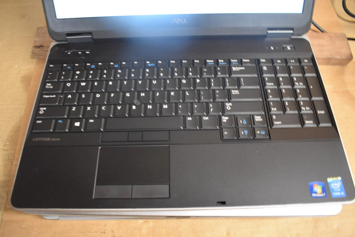 Compact Anainstr Mini Air Purifier with HEPA Filter