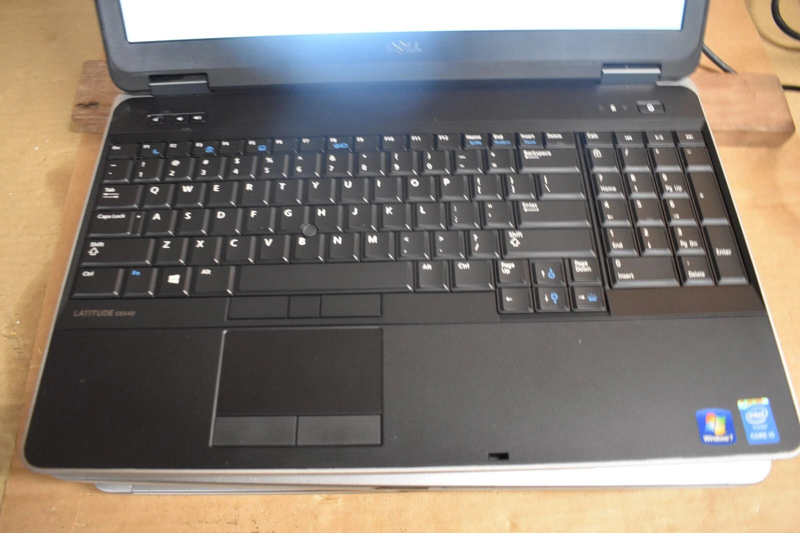 Compact Anainstr Mini Air Purifier with HEPA Filter