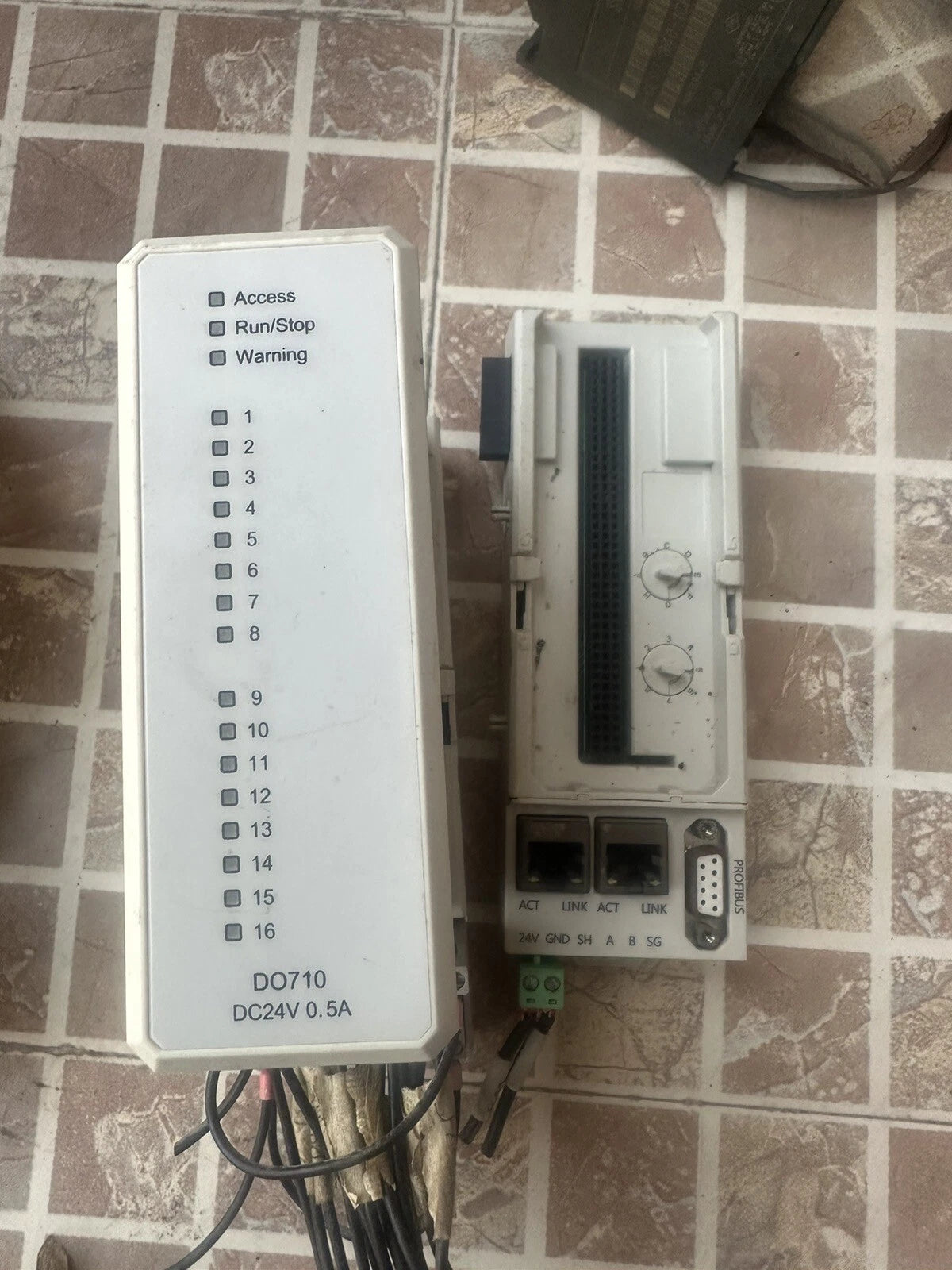 Temperature and Humidity Sensor Module Set for Environmental Monitoring