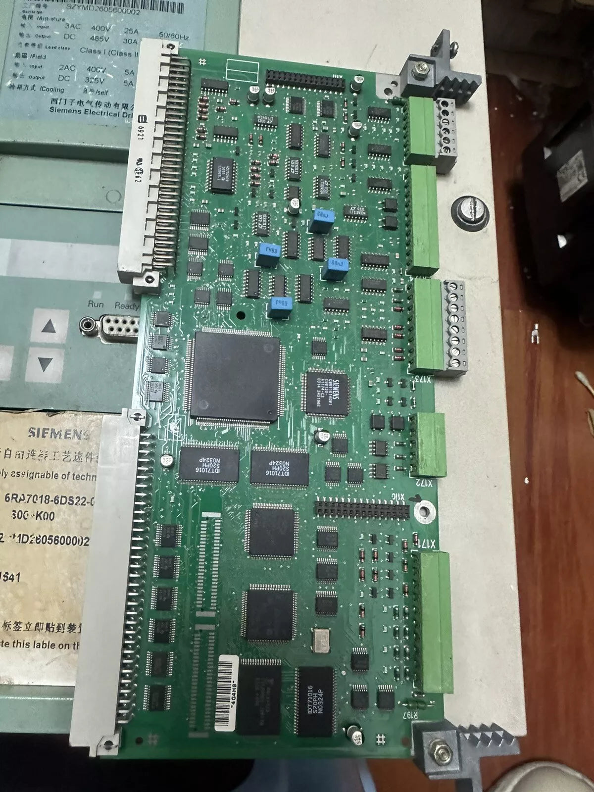 High-Performance Wireless Router C98043-A7001-L1