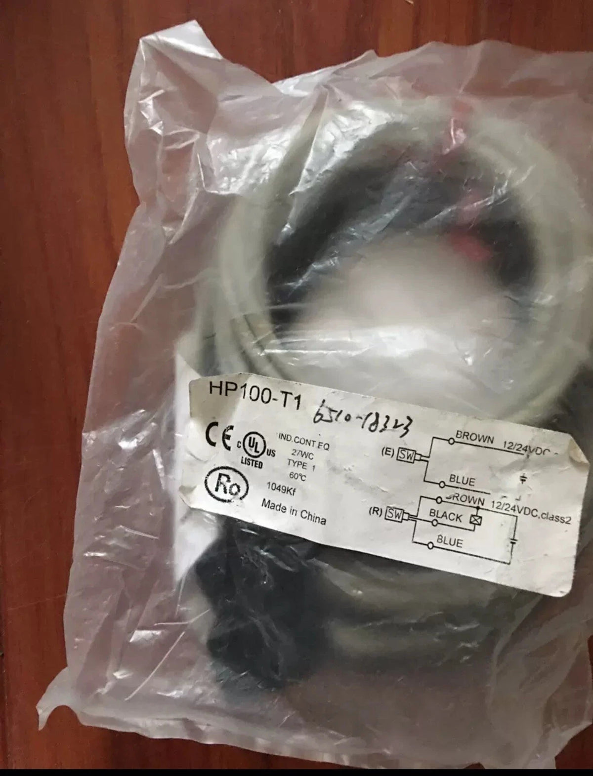 HP100-T1 Lightweight Foldable Headphones with Mic