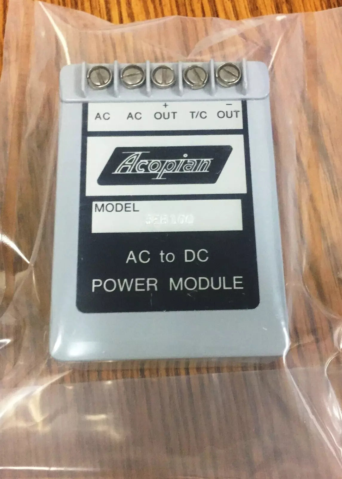 Acopian Model 5EB100 AC to DC Power Supply