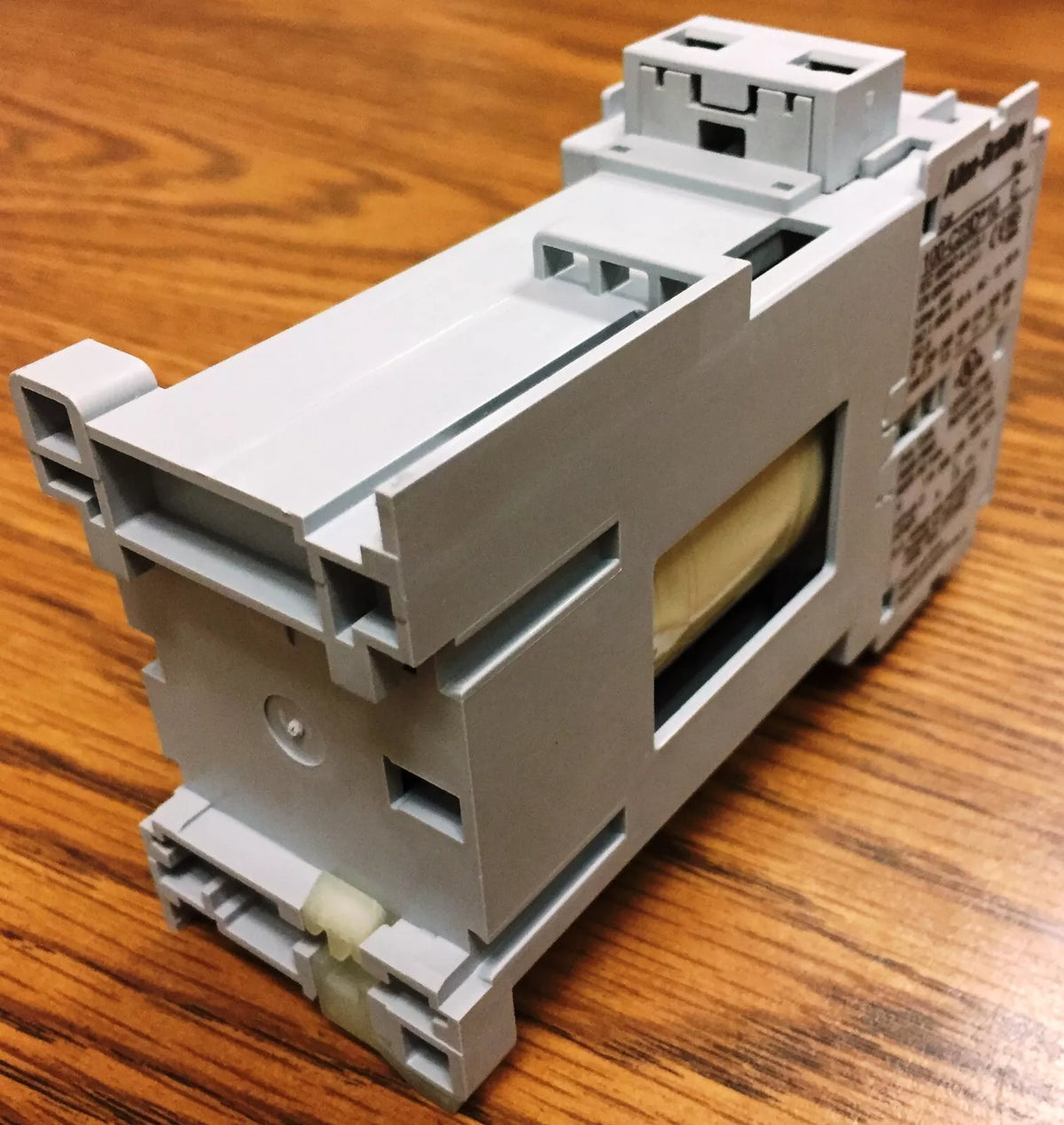 Allen Bradley 100-C23DJ10 Series C 4 Poles Contactor 24DVC
