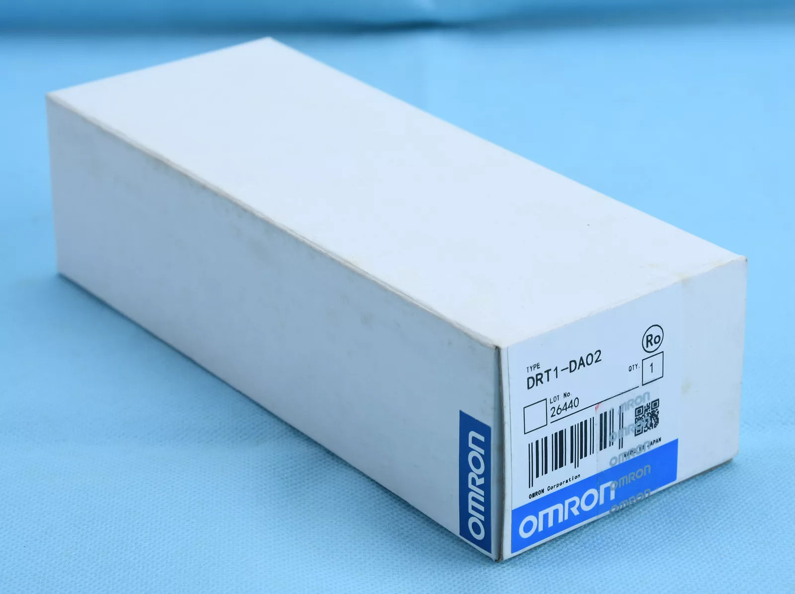 OMRON DRT1-DA02 PLC Unit in Box | Expedited Shipping - XG eqpt