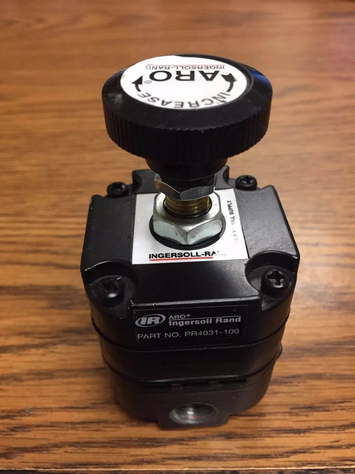 Ingersoll Rand P/N: PR4031-100 3/8 Precision Regulator