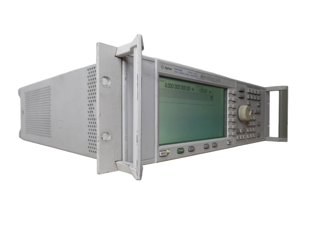 Agilent E4433B 250 kHz - 4.0 GHz ESG-D Series Signal Generator - Free Shipping