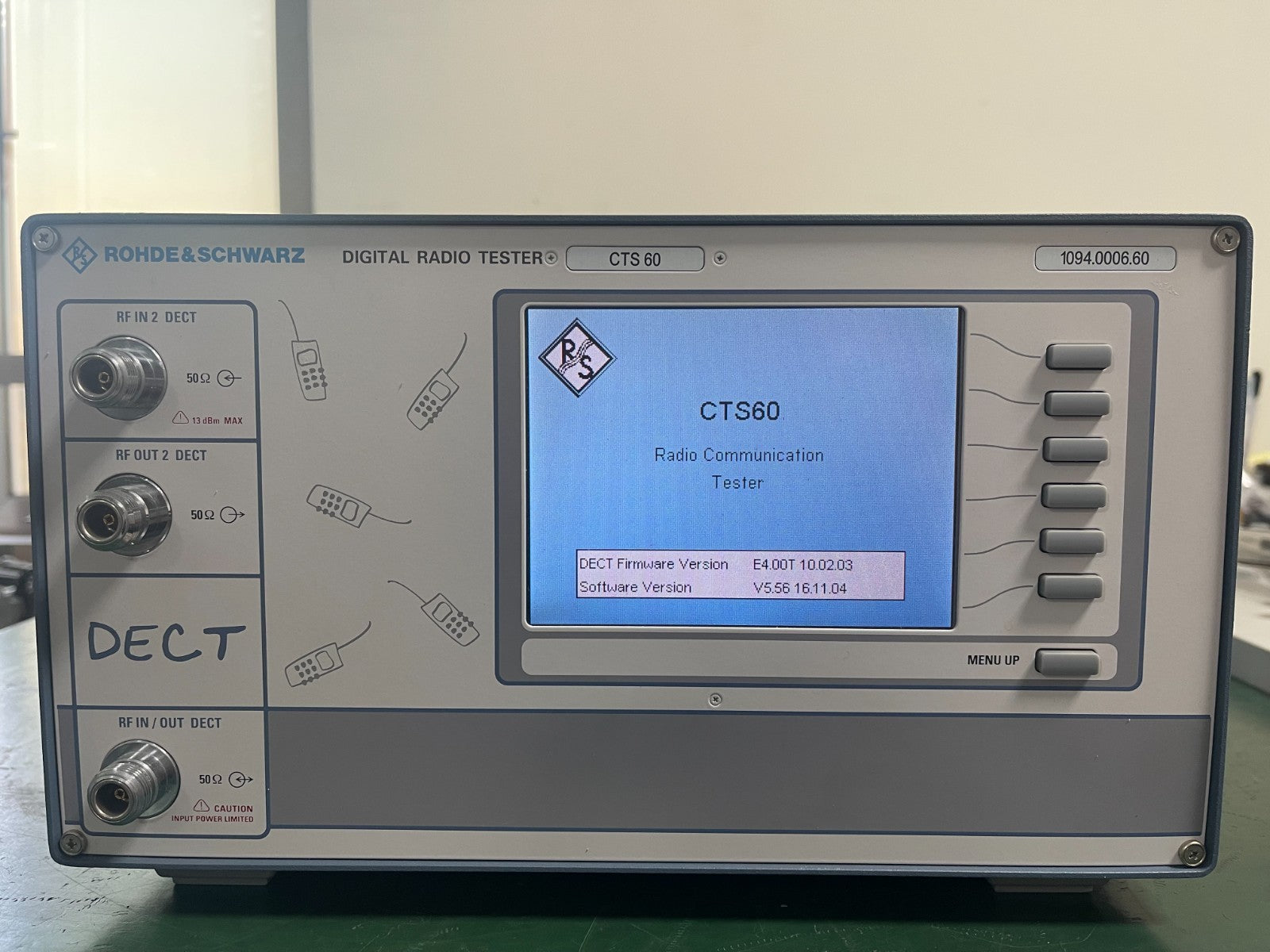 ROHDE & SCHWARZ CTS60 DECT Radio Communication Tester W/ Opt. K6, K62 _0525 - XG eqpt