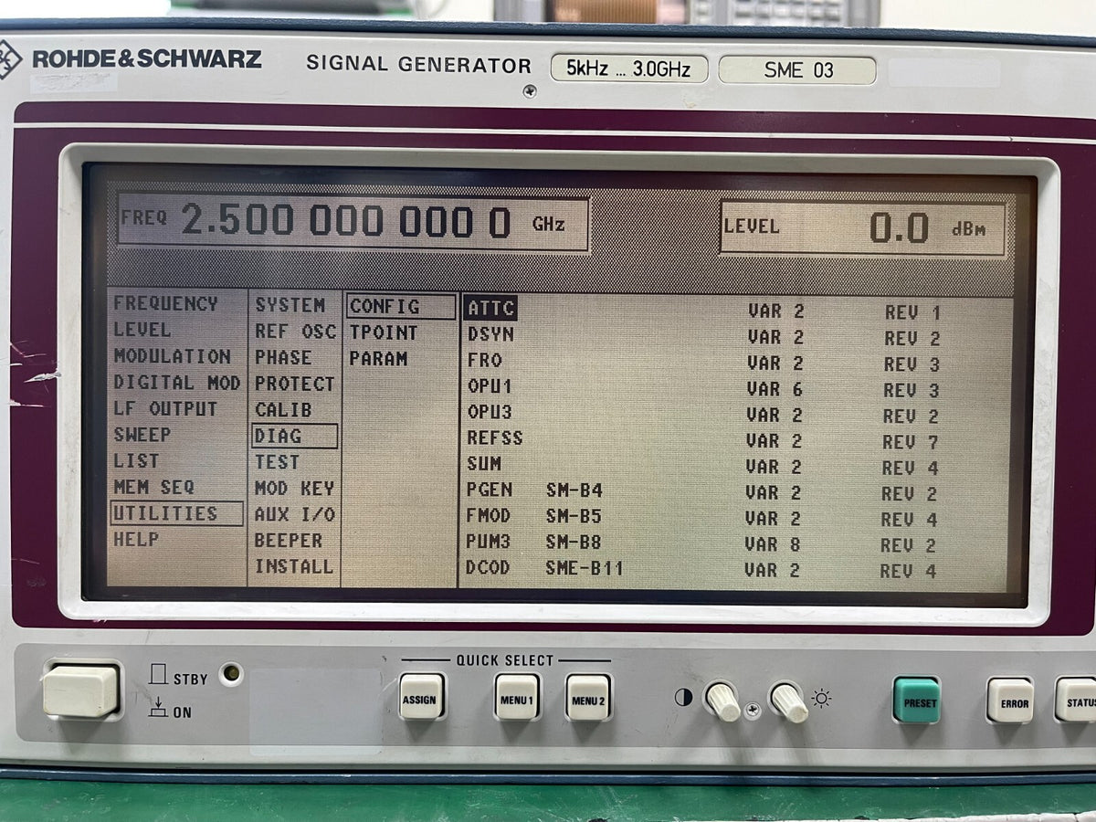 Rohde &amp; Schwarz SME03 Signal Generator 5kHz - 3GHz  w/B4,B5,B8,B11 , 833863/001