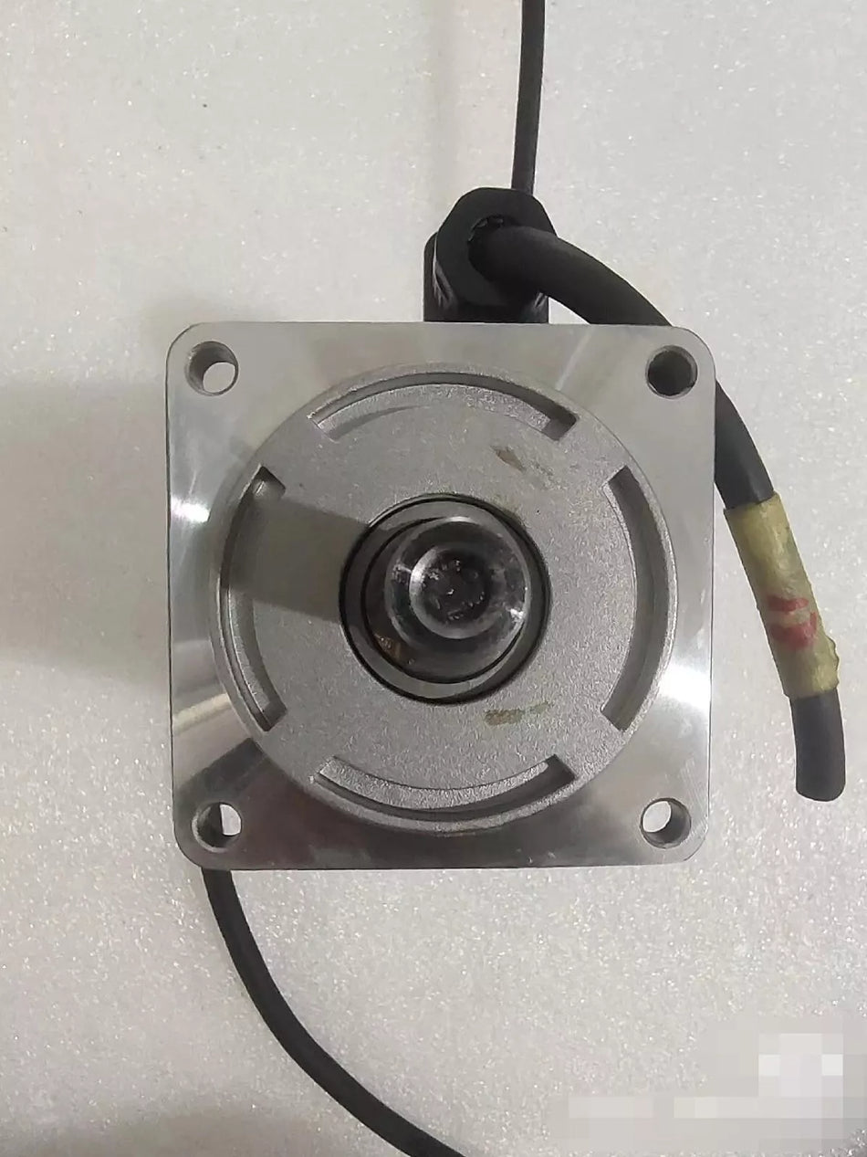 1pc USED R88M-1M20030T-BS2 Servo Motor TESTED By DHL or FedEx #V4RL CH