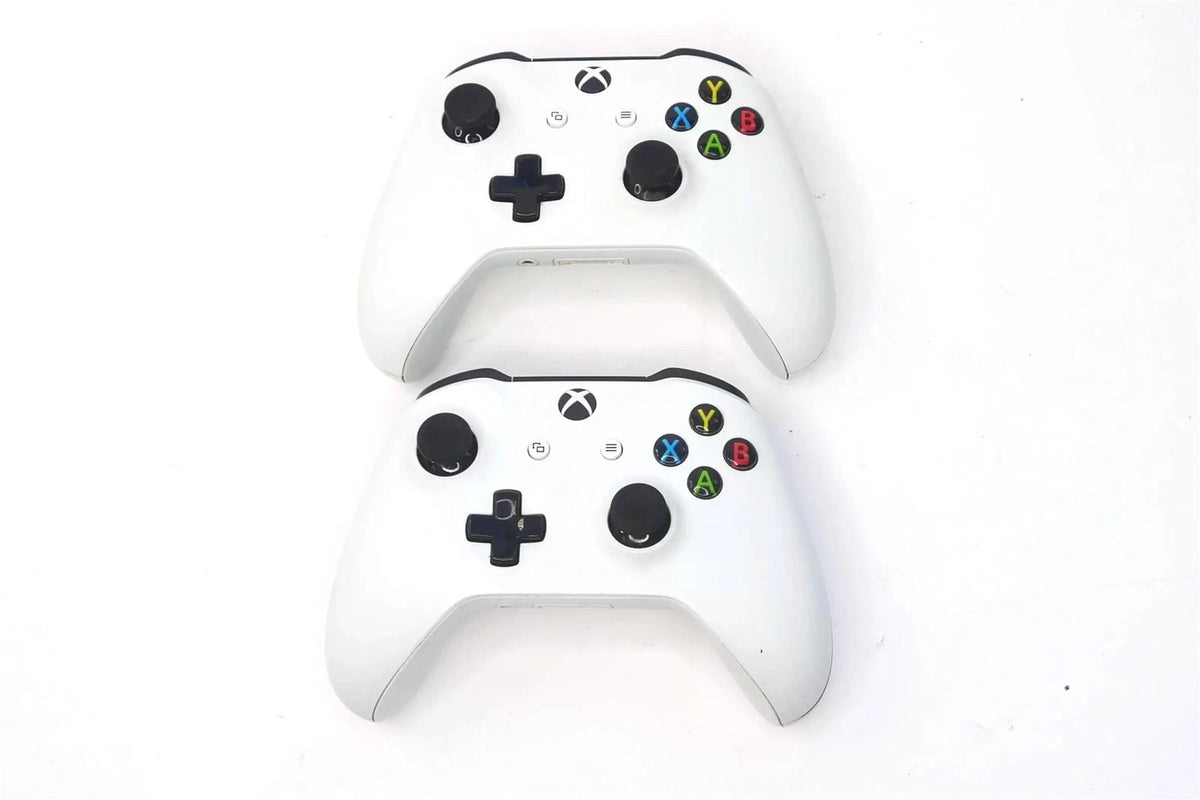 Lot Of 2 Xbox Wireless Controller 1708 For XBox one - Free Shipping