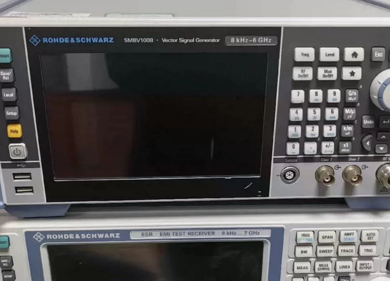 Rohde & Schwarz SMBV100B Vector Signal Generator 8kHz-6GHz