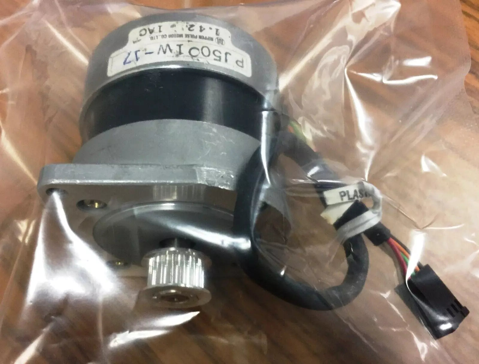 Nippon Pulse Motor PJ5001W-17 Stepper Motor