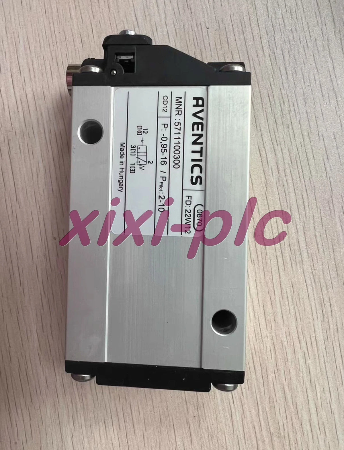 1pcs NEW Aventics 5711100300 Pneumatic Valve for Efficient Air Flow Control