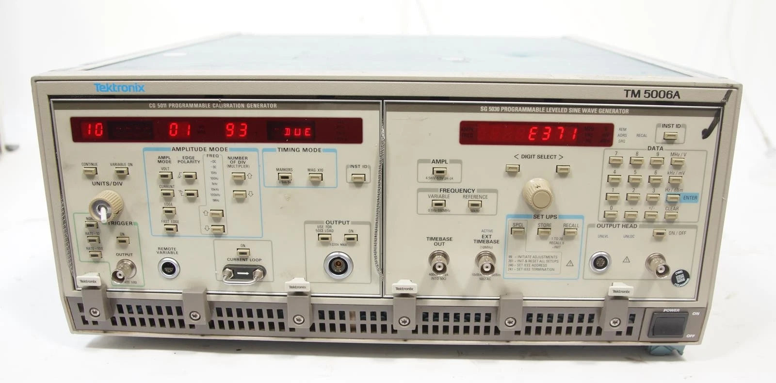 Tektronix TM5006A w/ SG 5030 Sine Wave Generator & CG 5011 Calibration Generator