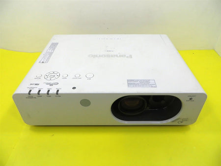 Panasonic PT-FW430 LCD PROJECTOR 3500 ANSI Lumens - Free shipping.