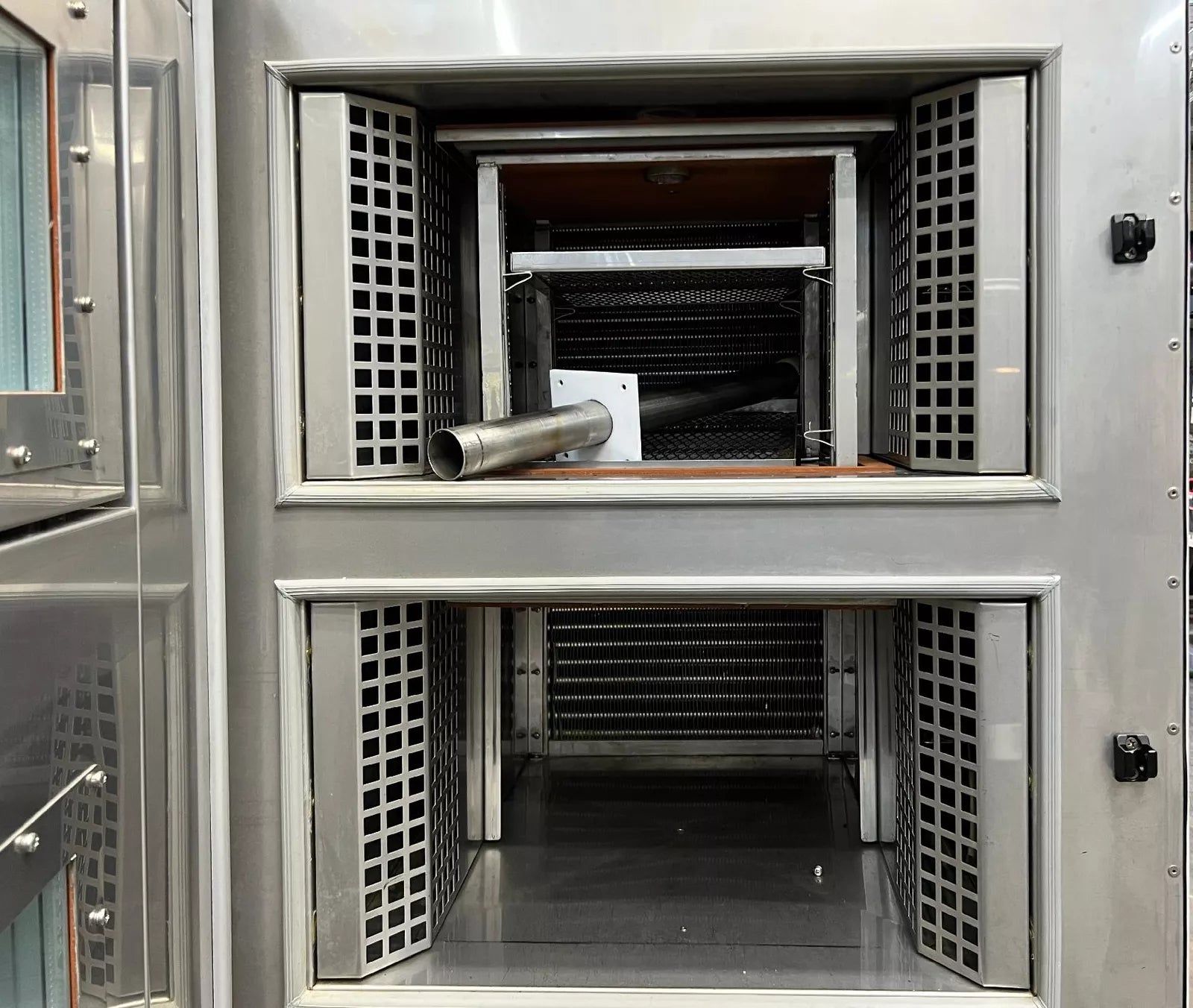 Thermotron ATSS-30-2-2 Thermal Cycling & Thermal Shock Chamber