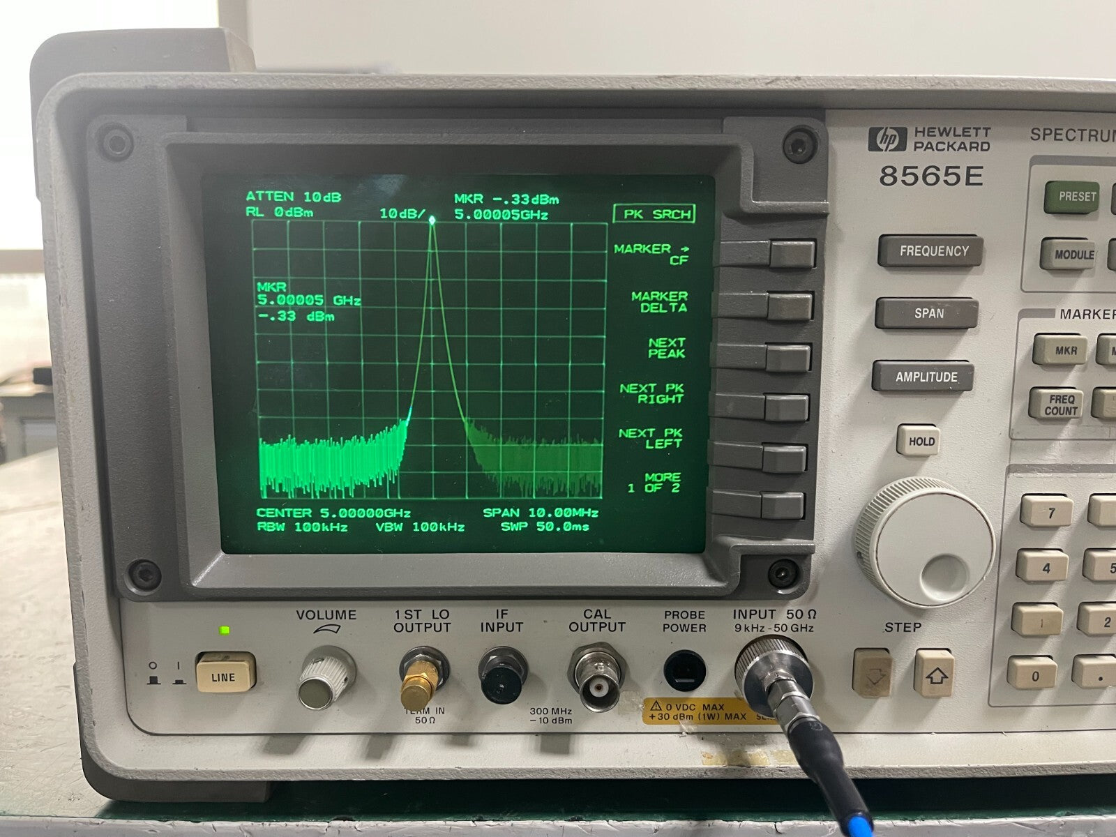 HP Agilent 8565E 9KHz - 50GHz Spectrum Analyzer w/ 85620A module_0262 - XG eqpt