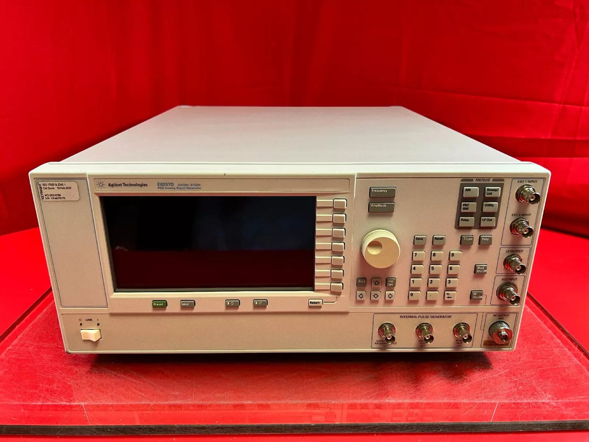 Agilent/Keysight E8257D PSG Analog Signal Generator, 250kHz to 67GHz