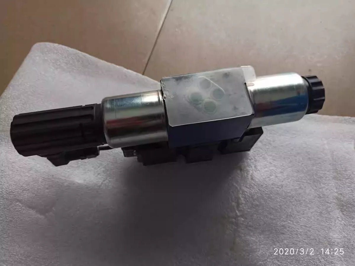 Rexroth 4WREE 10 W75-22/G24K31/A1V R900927233 Hydraulic Directional Control Valve