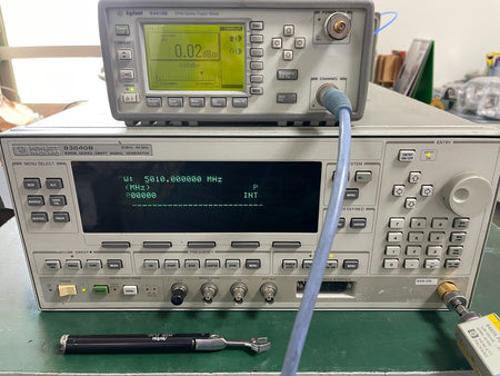 HP Agilent 83640B 10MHz-40GHz Synthesized Sweep Signal Generator _0330 - XG eqpt