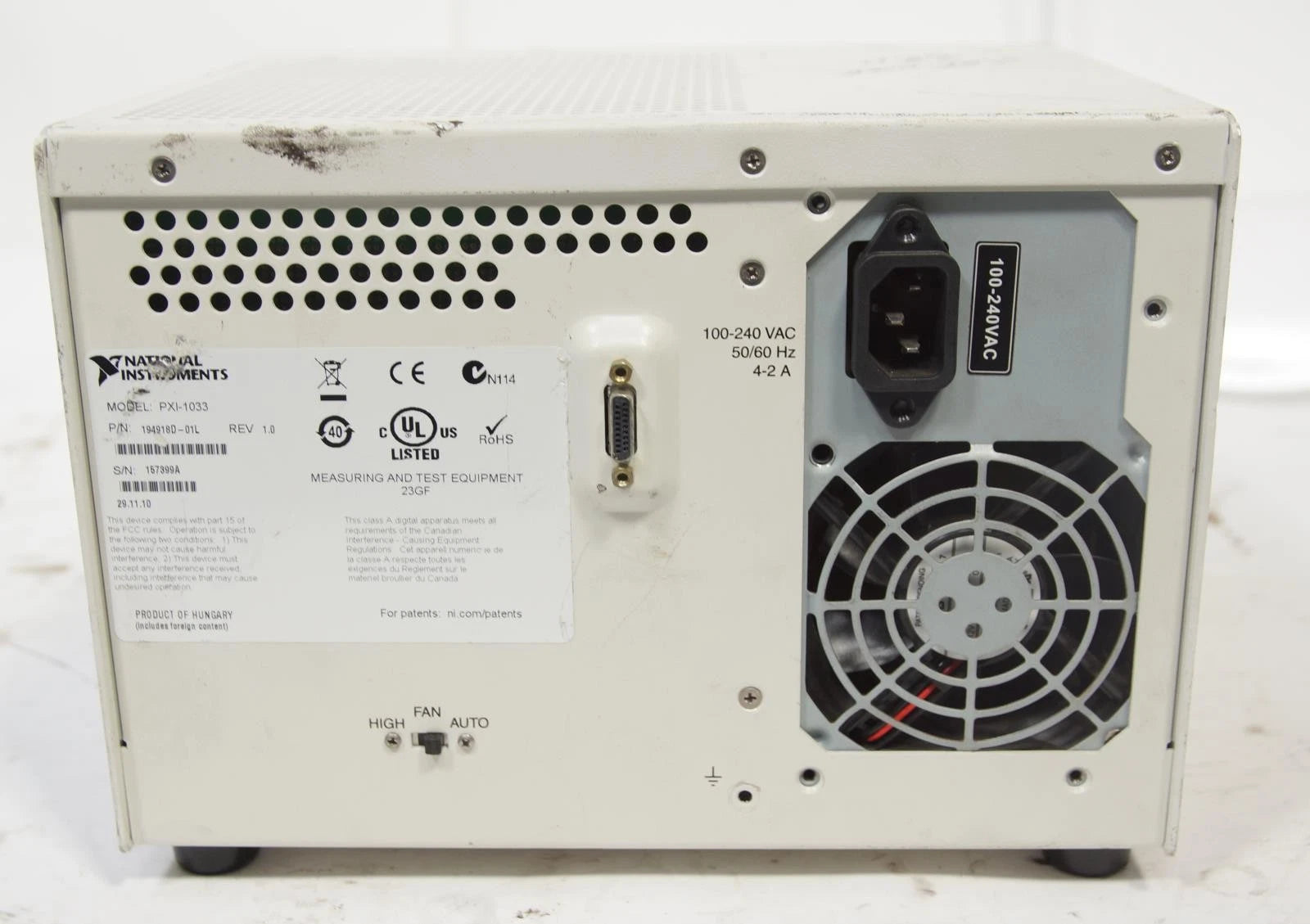 National Instruments NI PXI-1033 Chassis 5-Slot PXI Mainframe