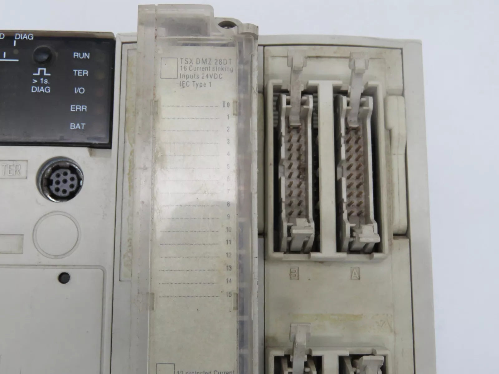 SCHNEIDER ELECTRIC TELEMECANIQUE TSX3710101 PLC Rack 124VAC Modicon TSX MICRO